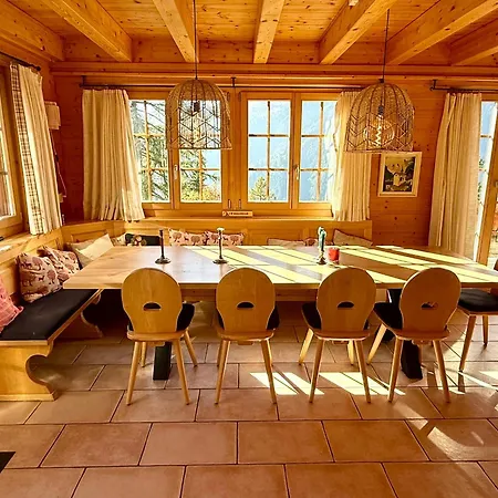 Kersen 木屋 贝尔瓦尔德